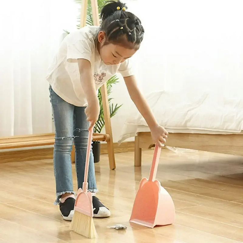 Mini เด็กไม้กวาดและที่โกยผงการ - Kids Outdoor Broom บทวิจารณ์และราคา